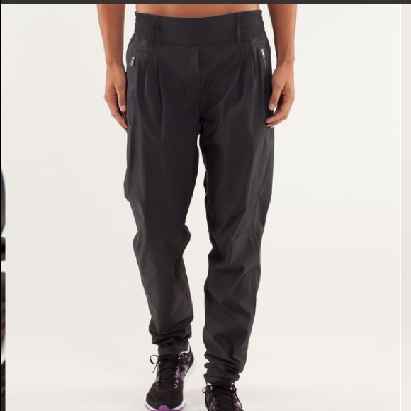 Lululemon Run With Rover Pants - 4 - Picture 3 of 16